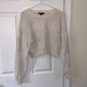 Cropped sweater, size M